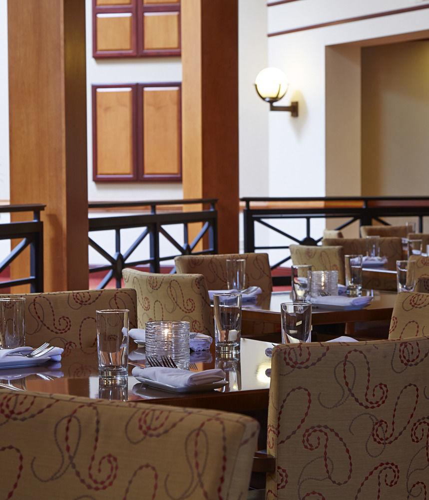 Marriott Hartford/Windsor Airport Hotel Bagian luar foto