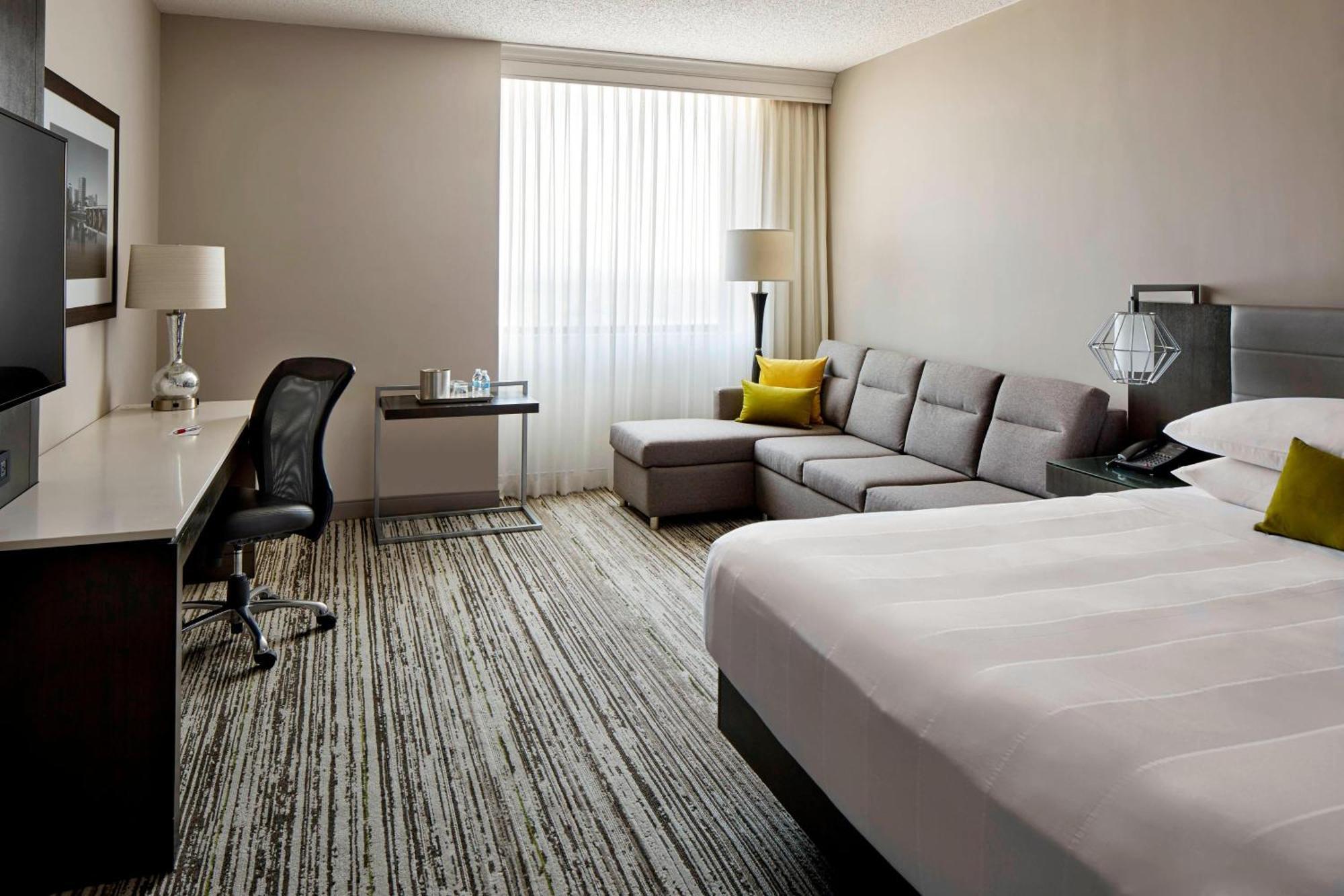 Marriott Hartford/Windsor Airport Hotel Bagian luar foto