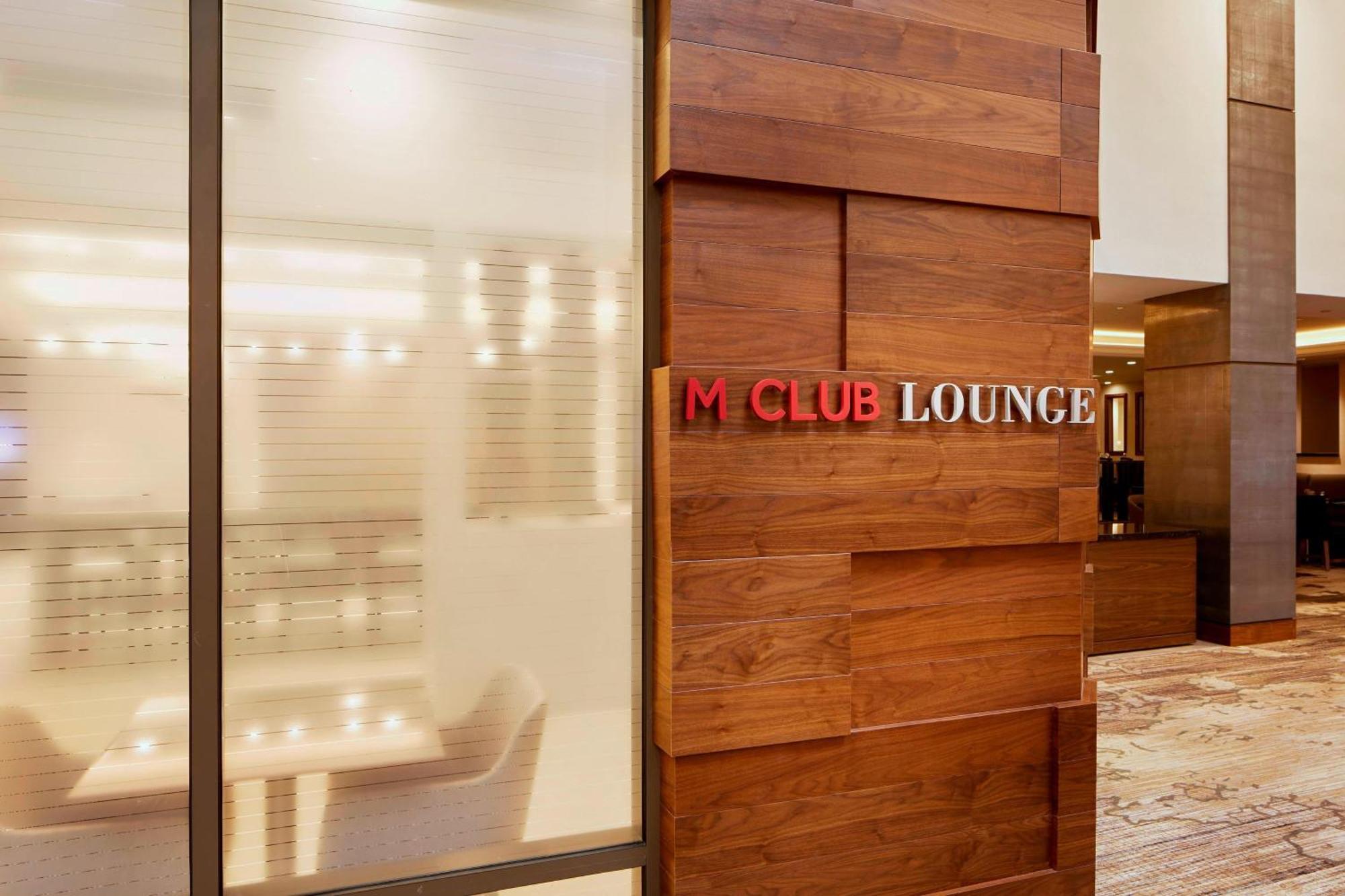 Marriott Hartford/Windsor Airport Hotel Bagian luar foto