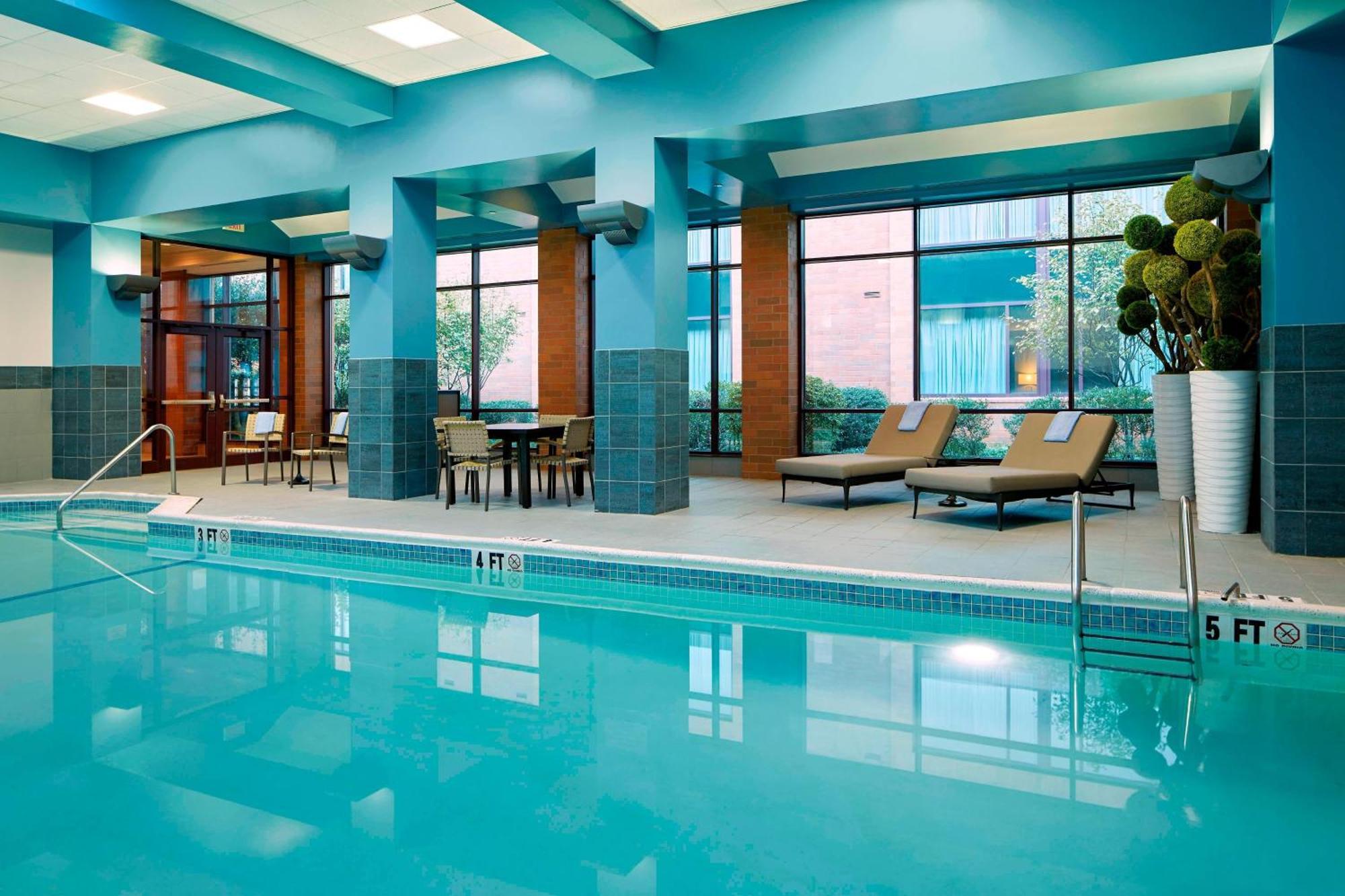 Marriott Hartford/Windsor Airport Hotel Bagian luar foto