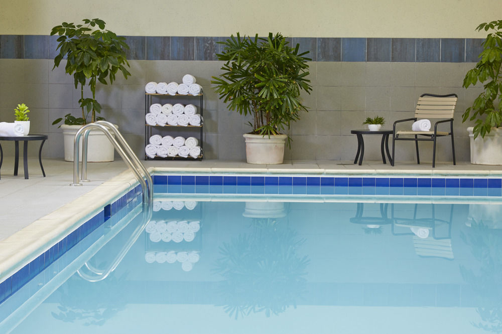 Marriott Hartford/Windsor Airport Hotel Bagian luar foto